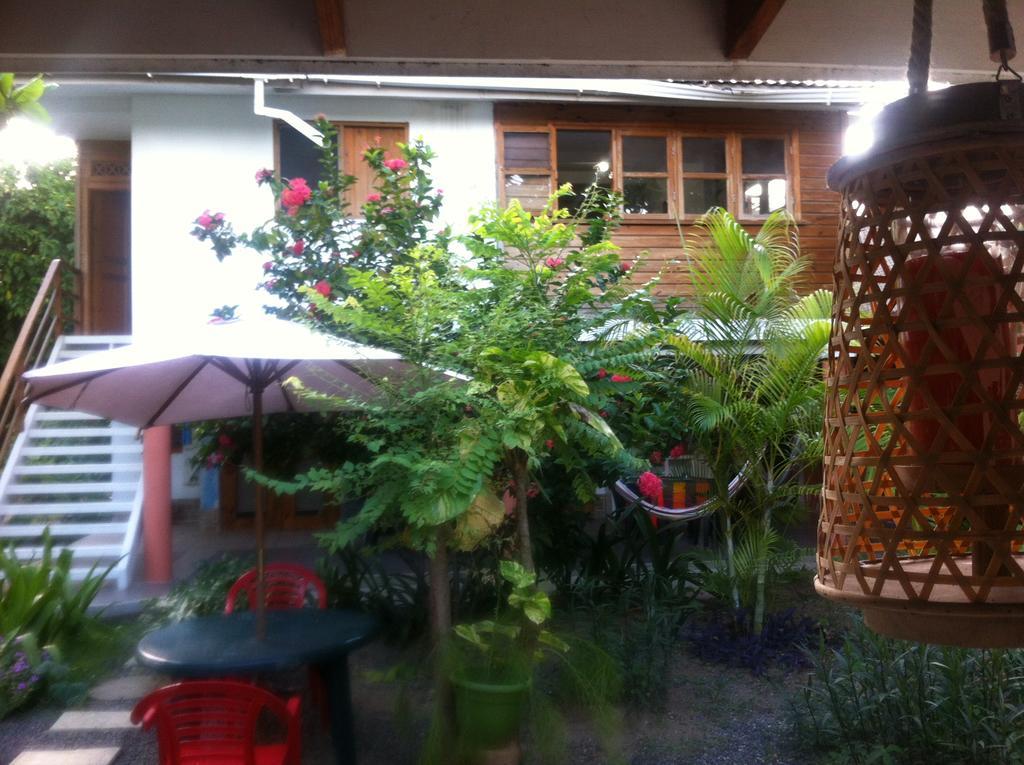 Hostal Casaluna San Andres Extérieur photo
